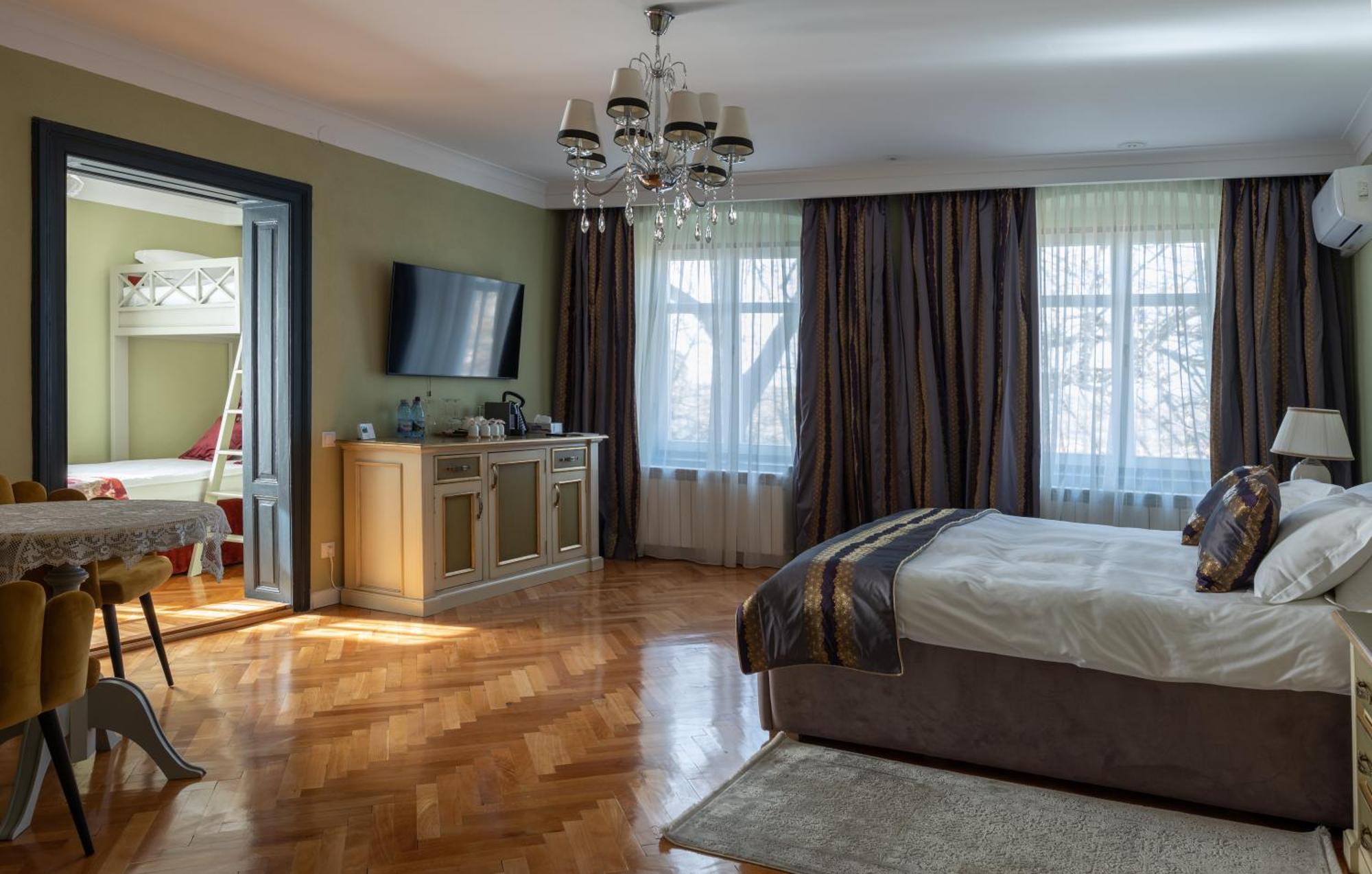 Magister Seven Bed & Breakfast Sibiu Exterior photo