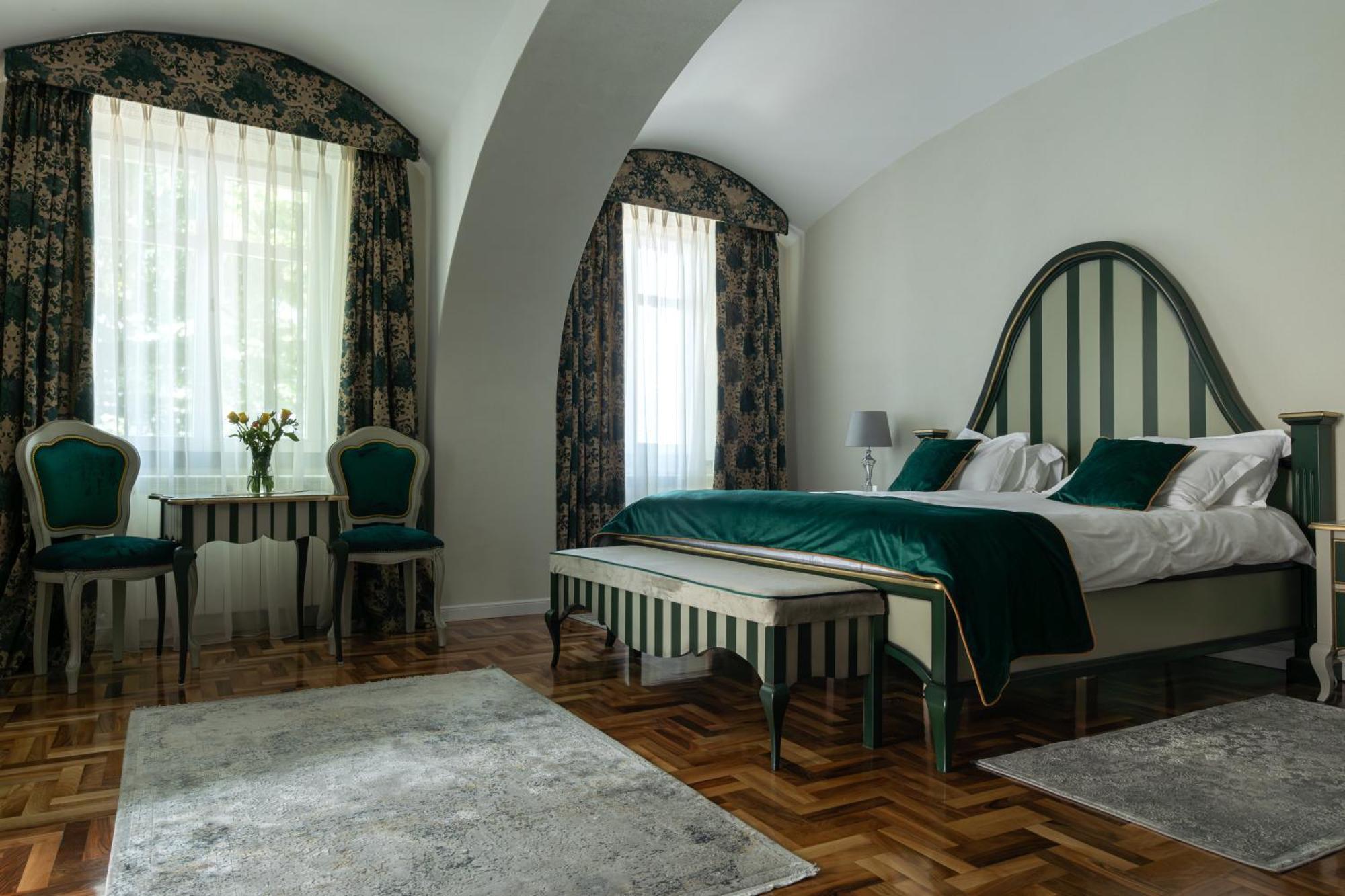 Magister Seven Bed & Breakfast Sibiu Exterior photo