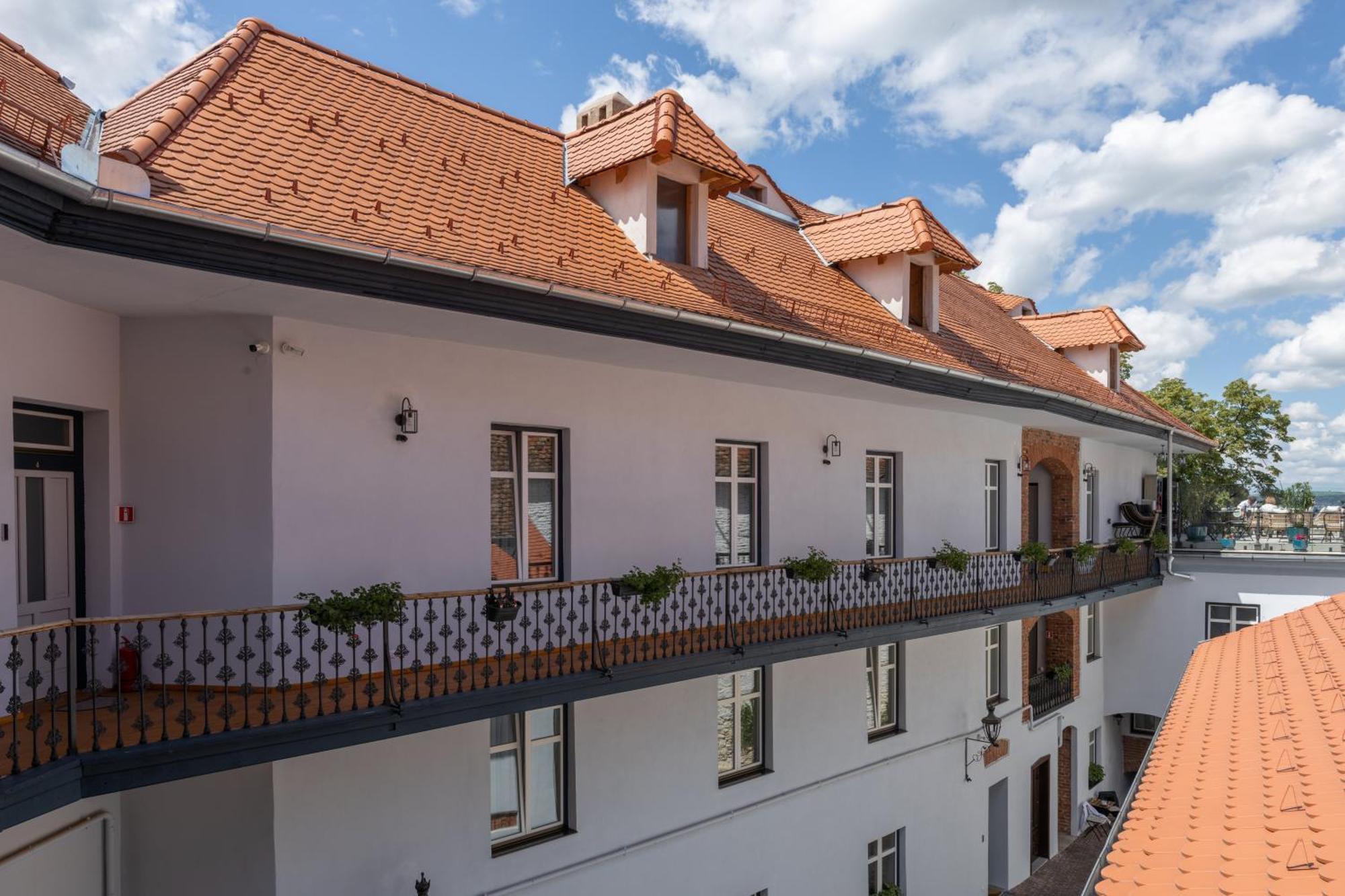 Magister Seven Bed & Breakfast Sibiu Exterior photo
