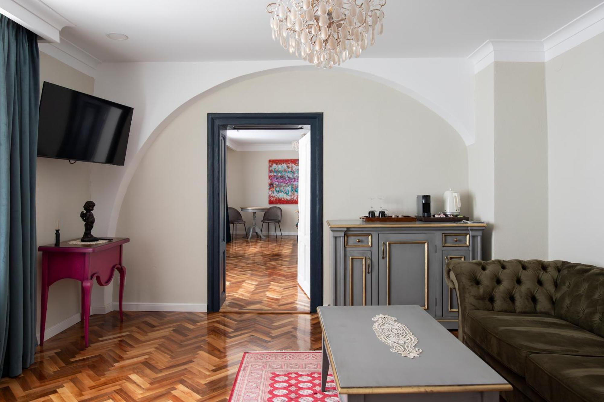 Magister Seven Bed & Breakfast Sibiu Exterior photo