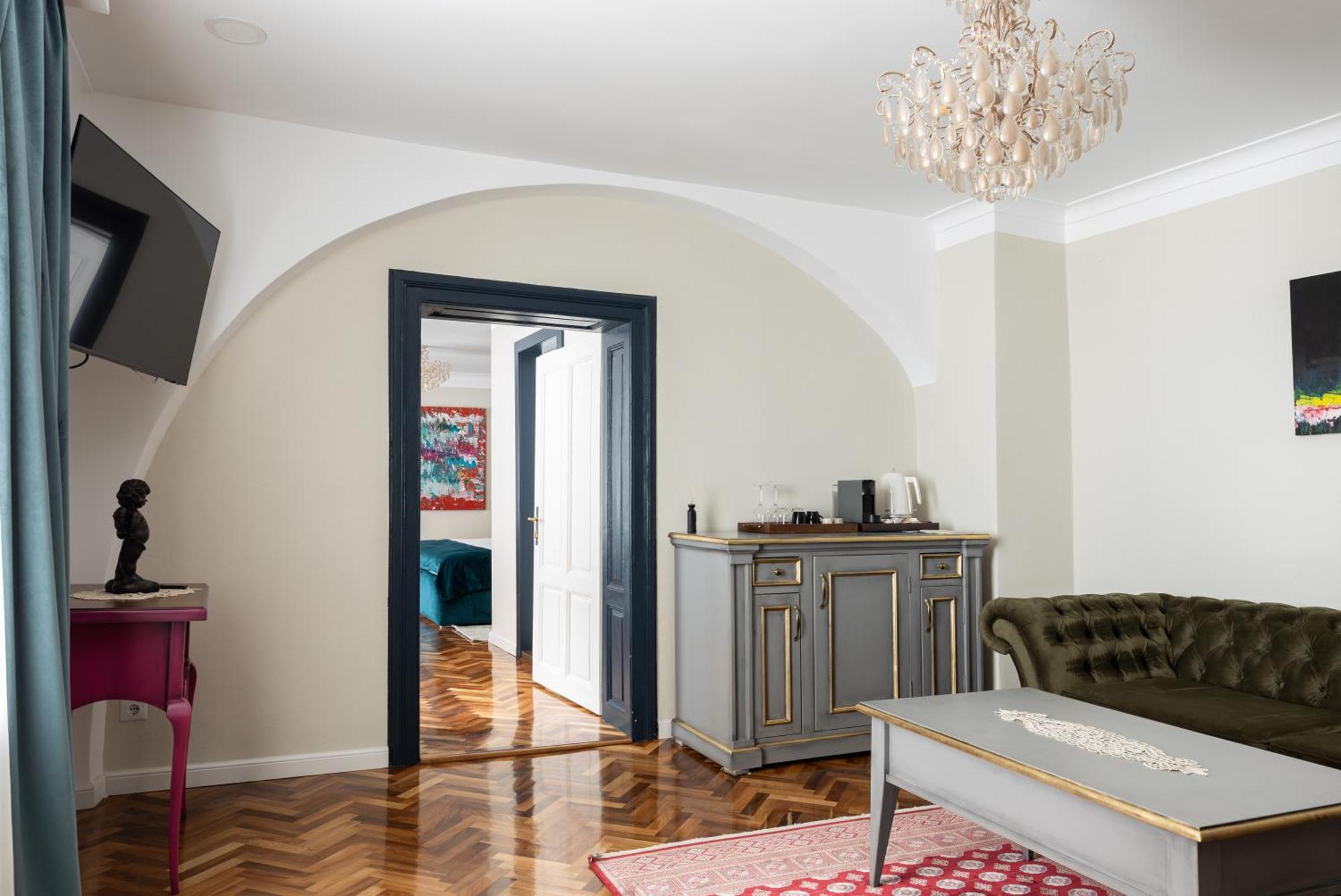 Magister Seven Bed & Breakfast Sibiu Exterior photo
