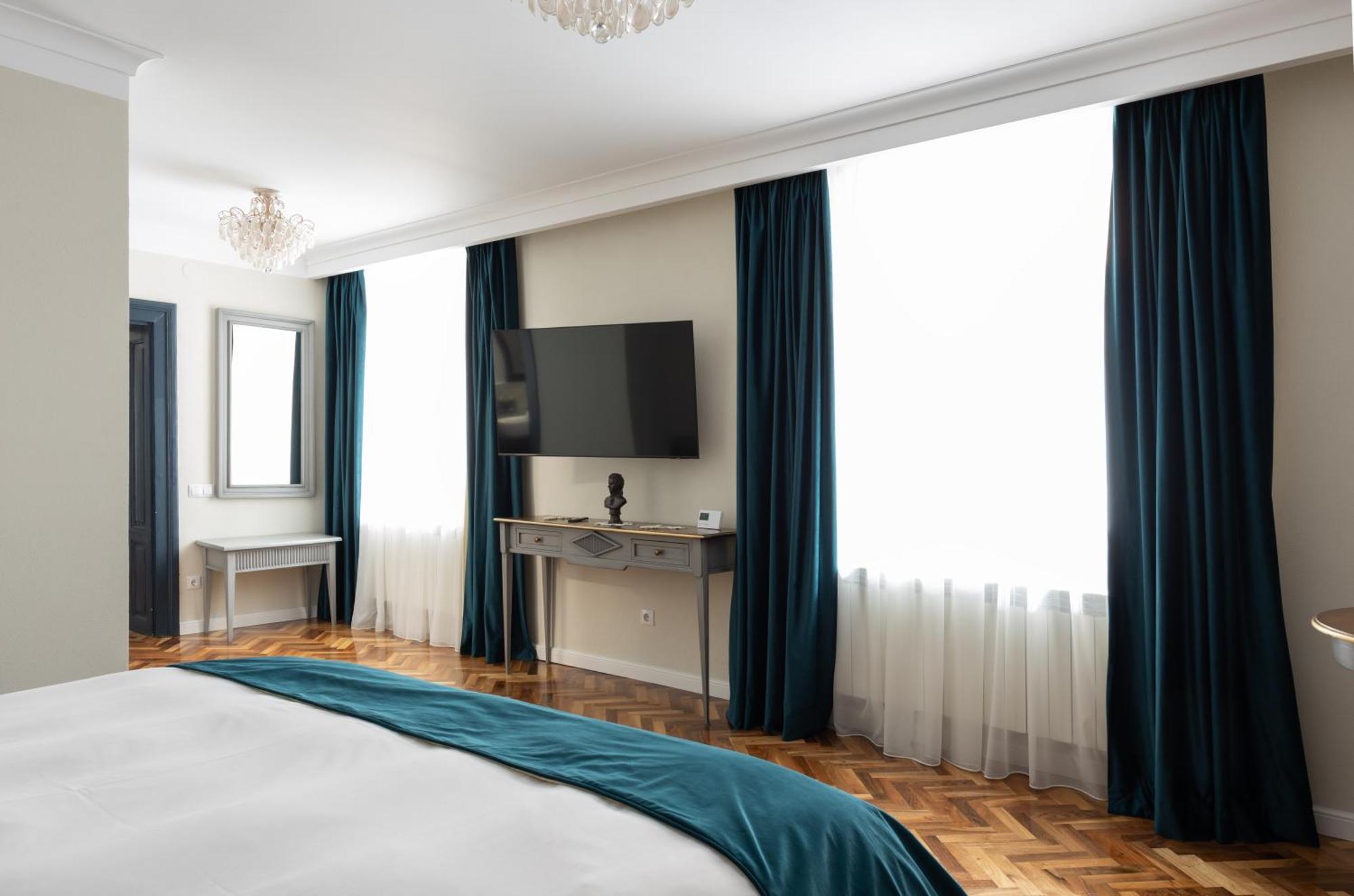 Magister Seven Bed & Breakfast Sibiu Exterior photo