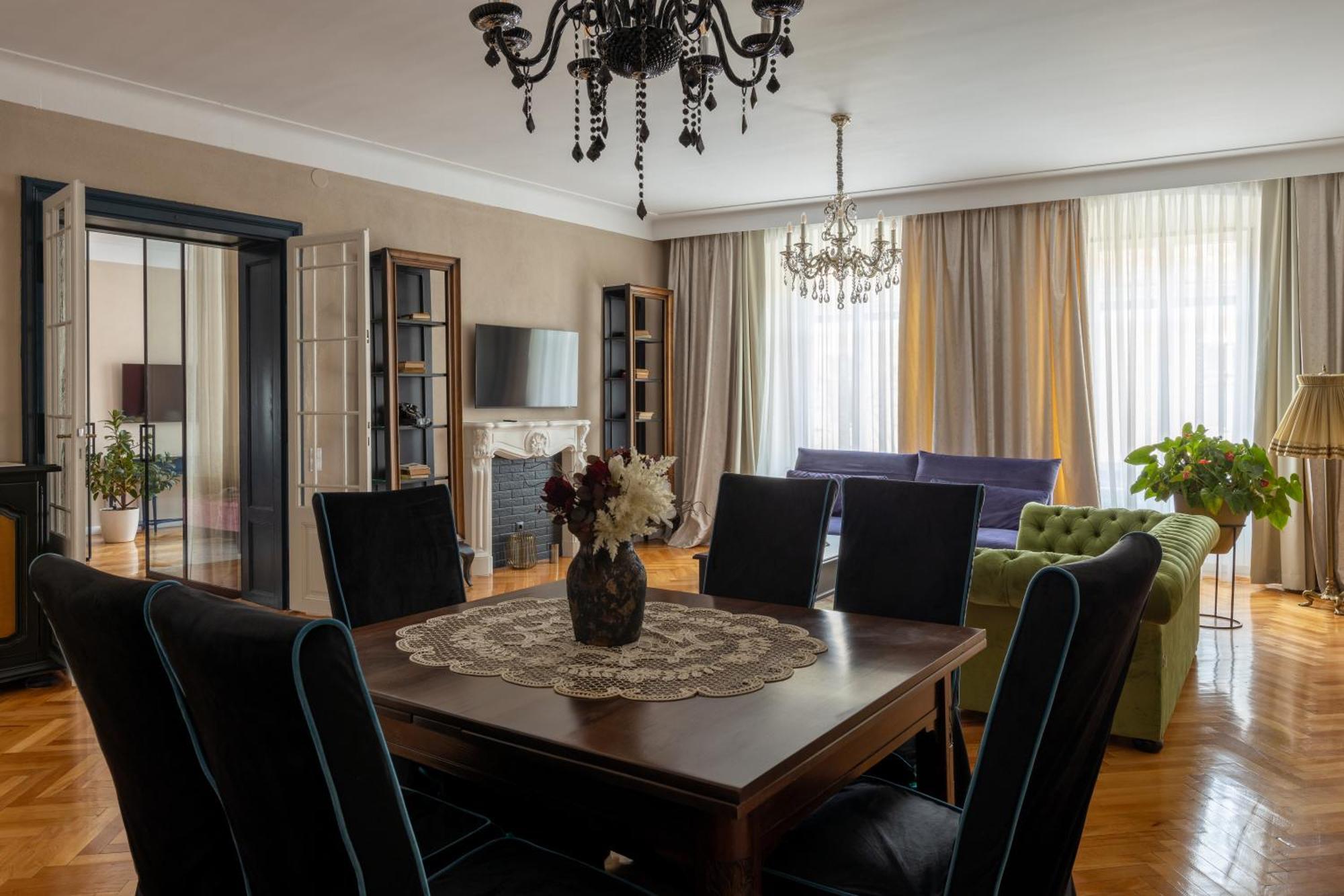 Magister Seven Bed & Breakfast Sibiu Exterior photo