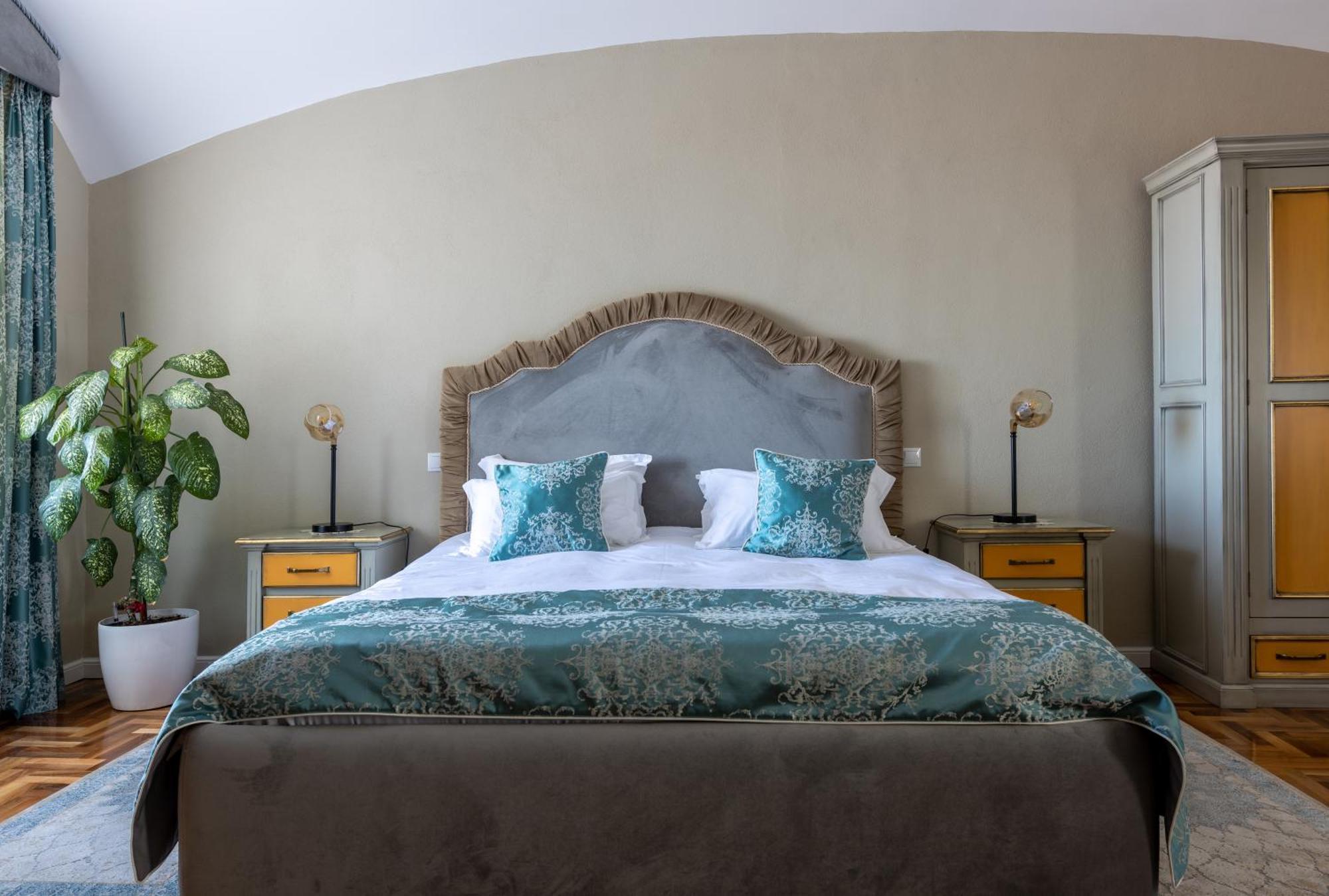 Magister Seven Bed & Breakfast Sibiu Exterior photo