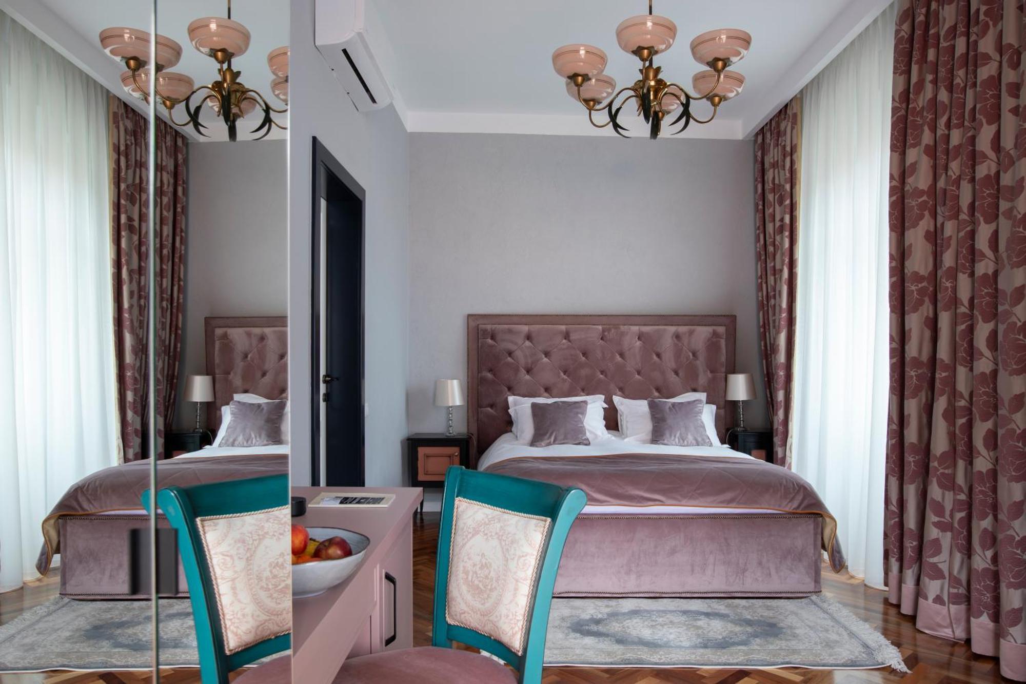 Magister Seven Bed & Breakfast Sibiu Exterior photo